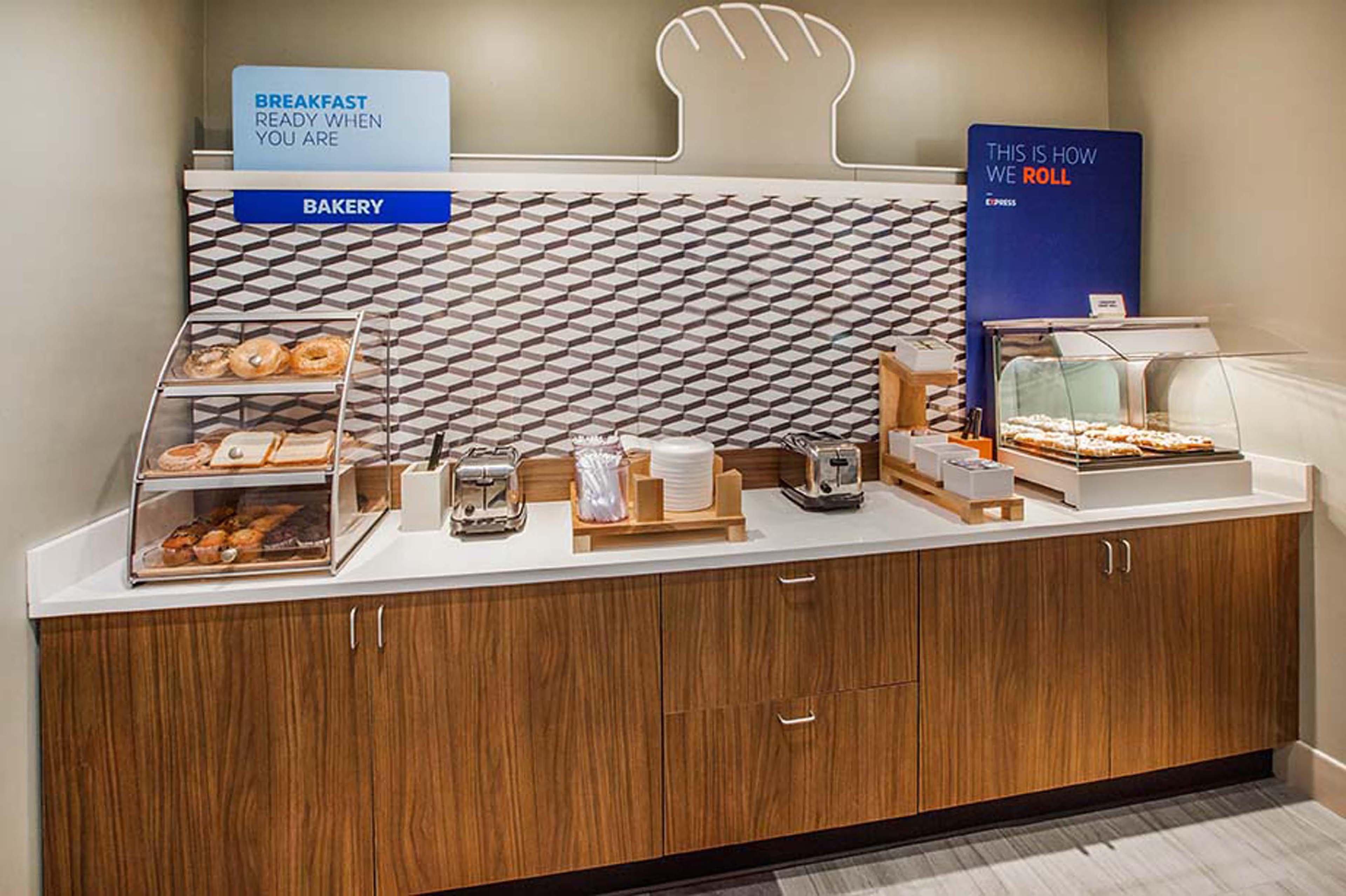 Holiday Inn Express And Suites Los Alamos Entrada Park By Ihg Buitenkant foto
