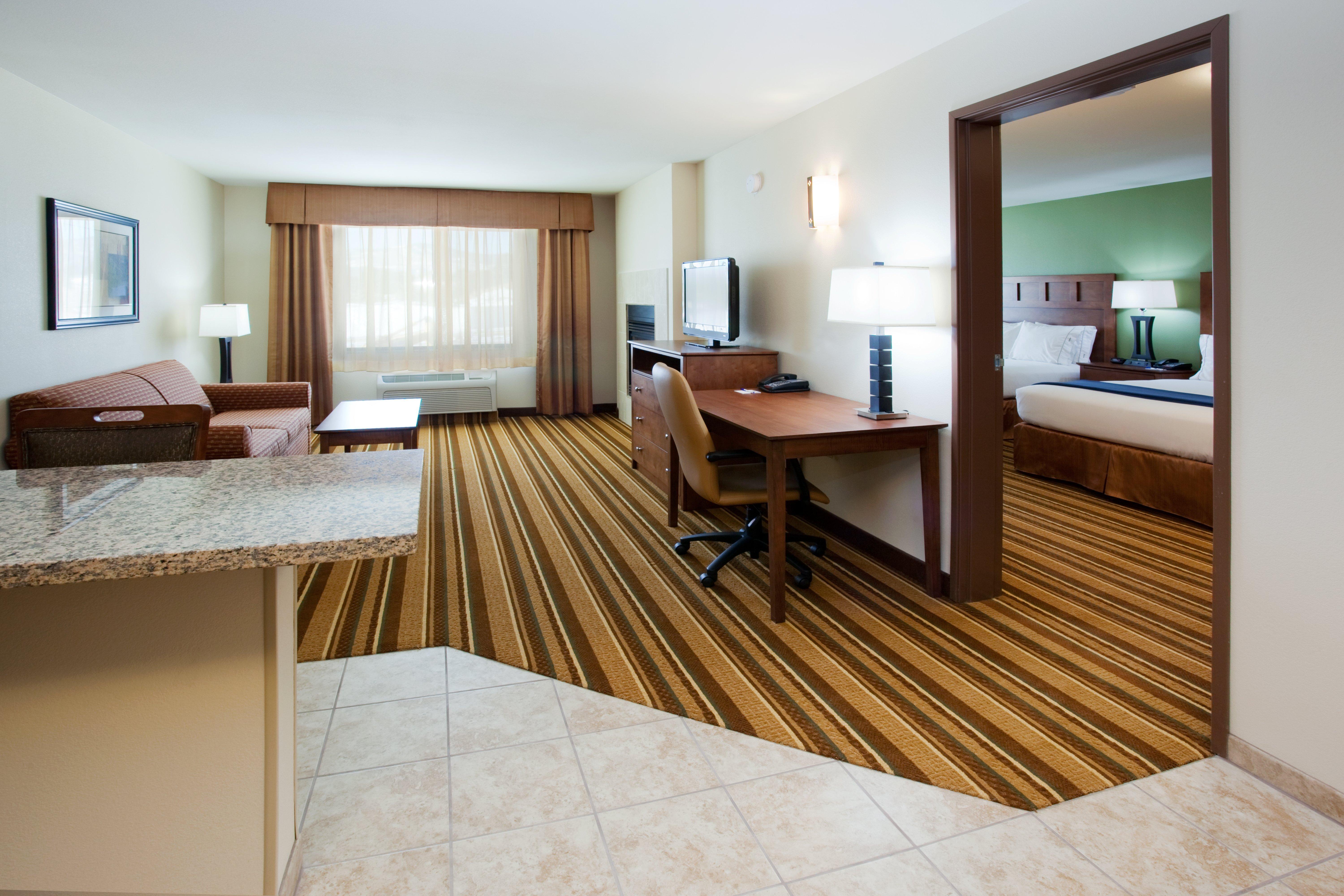 Holiday Inn Express And Suites Los Alamos Entrada Park By Ihg Buitenkant foto